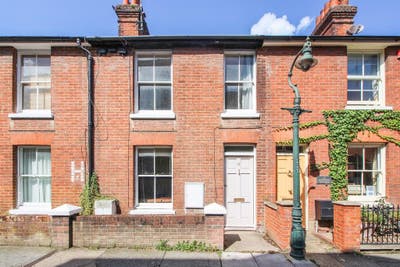 Two Rooms For One Housemate - Central Canterbury Main Photo