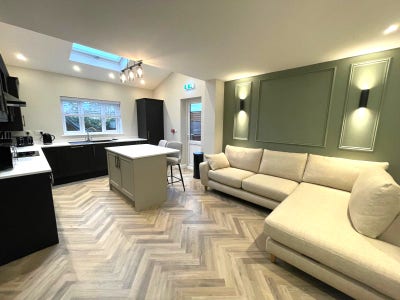 Modern 5 Bed House Share  Main Photo