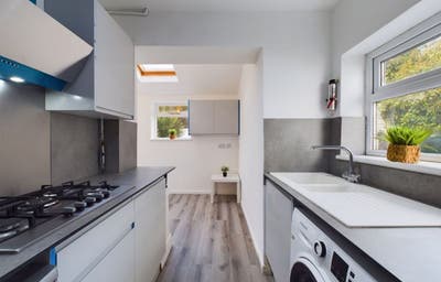 3 Bedrooms in houseshare, Upper Bevendean Ave Main Photo