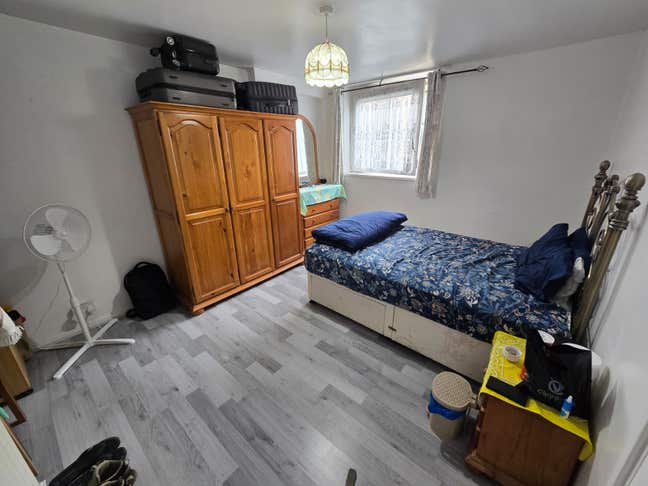 ** Brick Ln ** Single + Double Room in Same House  Main Photo