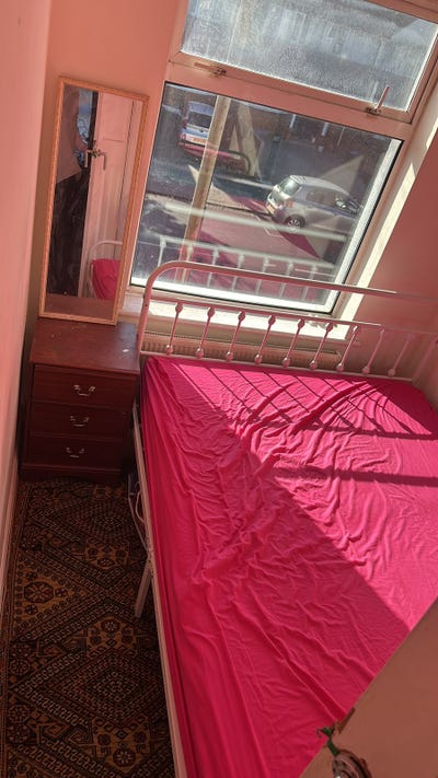 Box Room Available Main Photo