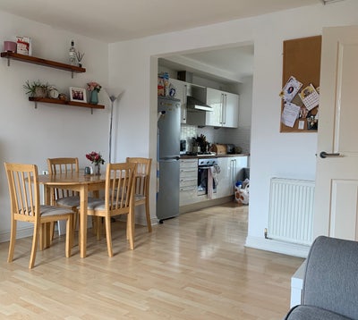 Double room in East End Glasgow  Main Photo