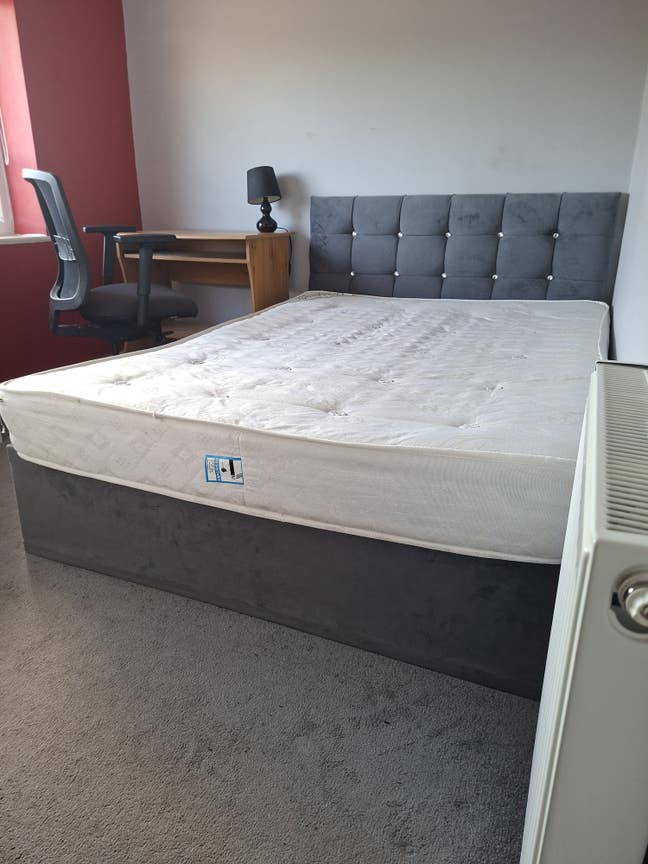 A Double Room to Rent Main Photo