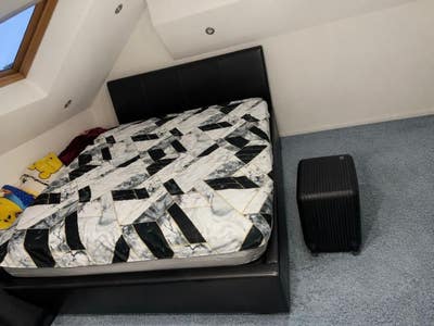 Triple Room Room Available – TW5 Main Photo