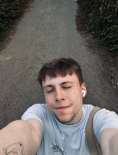 23 Year old professional Main Photo