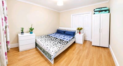 Massive Size Double Room Available For Male &pound;600/M Main Photo