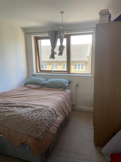 Short term let (1 month) flat in Bow Main Photo