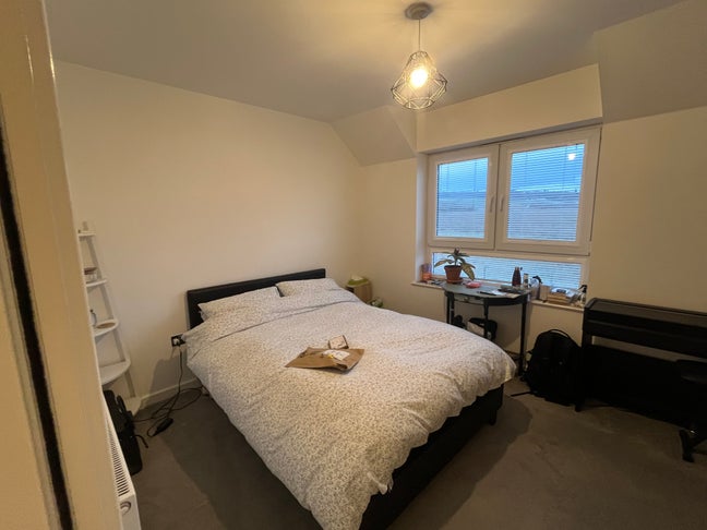 Room available Dundee Main Photo