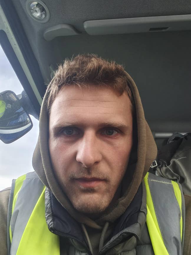 36 year old Male seeks a single or double room Main Photo