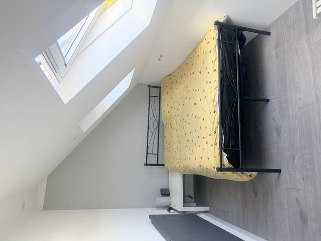 1 Double Bedroom Apartment near Leabridge Station  Main Photo