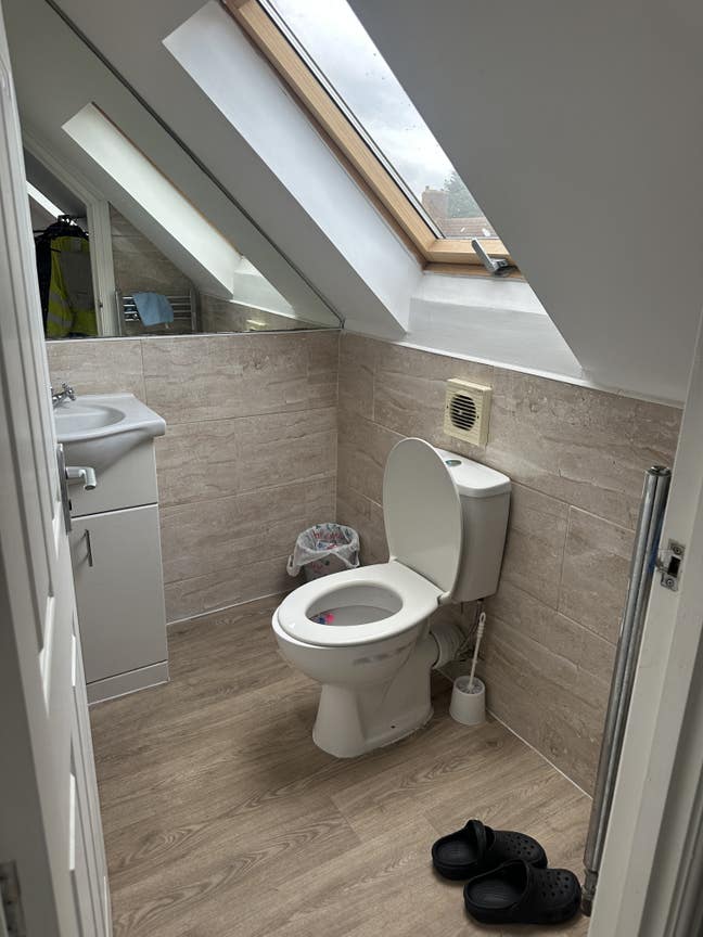 2 bedrooms available each bedroom attached with se Main Photo