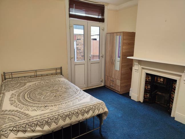 Double Room in Great House Main Photo