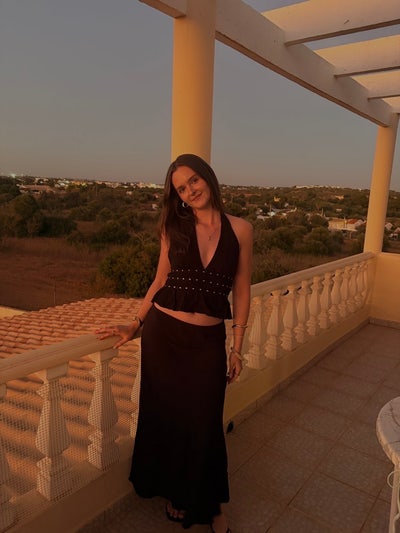 22 y/o professional !  Main Photo