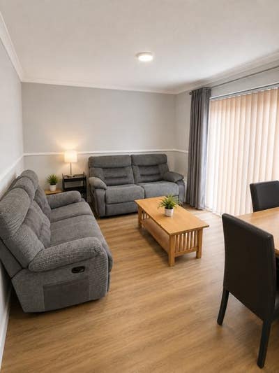 A fully modernised 5 bedroom house for student let Main Photo