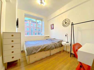 Double bedroom NW8 Main Photo