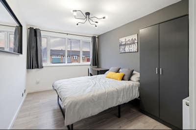 97 🏡 Cozy Room Deal in Romford 💥 Main Photo