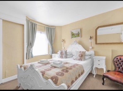Stylish modern double rooms to let in Torquay Main Photo