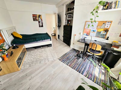 Bright and spacious double bills inc. single use Main Photo