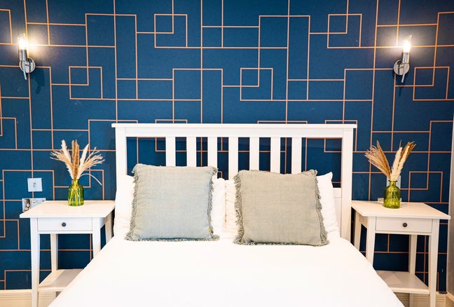Fully furnished rooms in a Modern House Main Photo