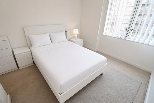 🚆 Modern Rooms near DLR & UEL 🚆 Main Photo
