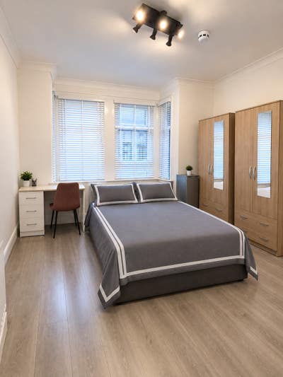 3X New Double Rooms Available | Couples Ok Main Photo