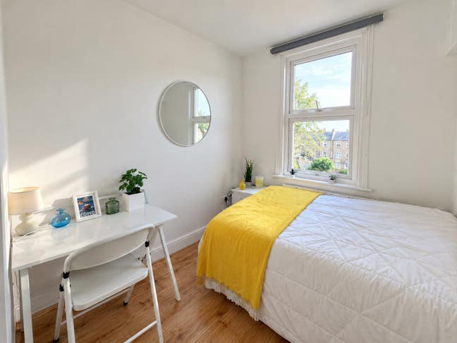 ✨Lovely Rooms in a Modern Big House ✨ Main Photo