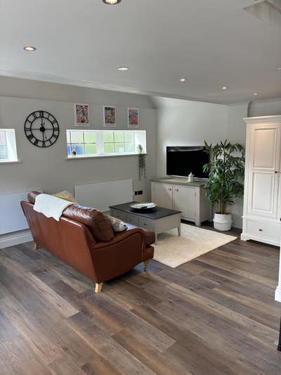 1-Bed Garden Annexe Main Photo