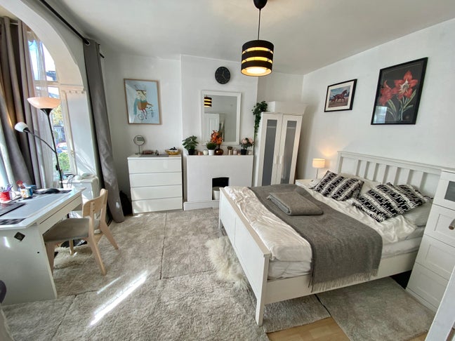 Bright & Spacious Double Room – Tooting Bec Main Photo