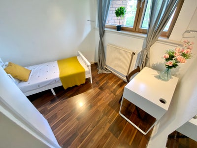 Single room in Chelsea and Kensington Main Photo