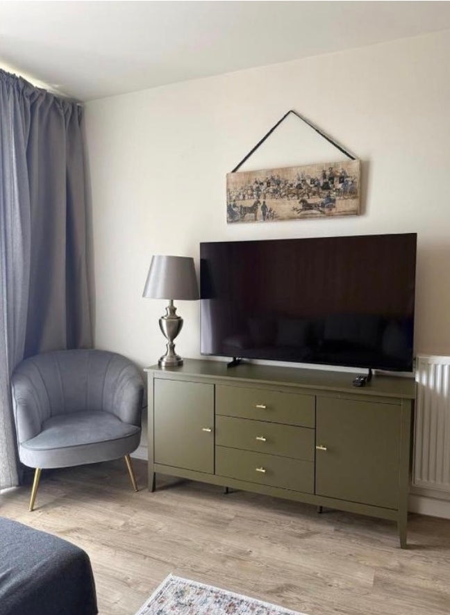 2-Bedroom Apartment — 5 minutes from Wembley Park Main Photo