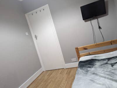 A single room needing an occupant  Main Photo