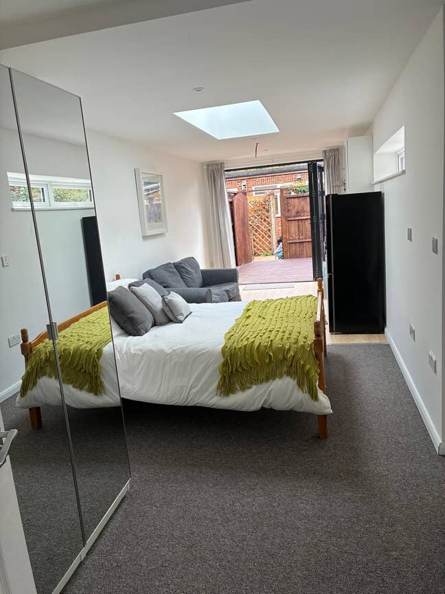 Brand New Gorgeous Garden Studio Flat  Main Photo