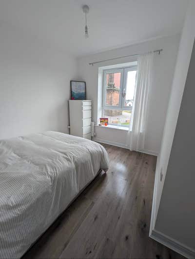 Bright, cosy flat in quiet area near West end Main Photo