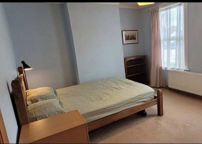 Double Room To let#Rent#South Croydon# house  Main Photo