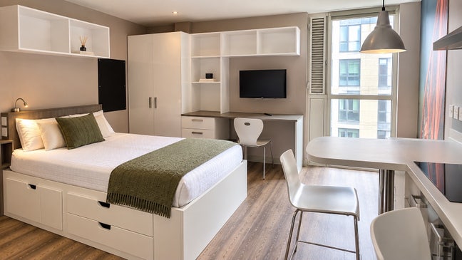 Tenancy Takeover - Ensuite Room at 91 Buccleuch St Main Photo