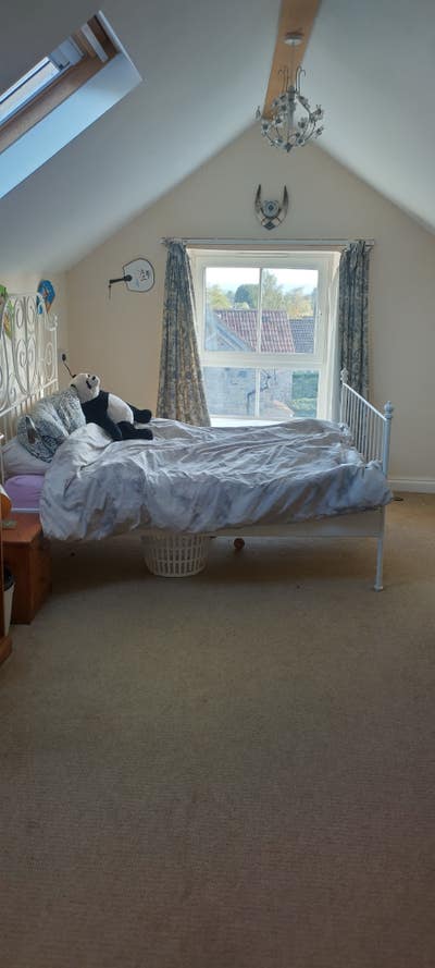 Large furnished attic room available for rent Main Photo
