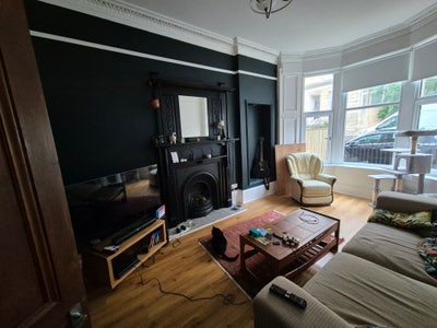 Single Room - West End flatshare Main Photo
