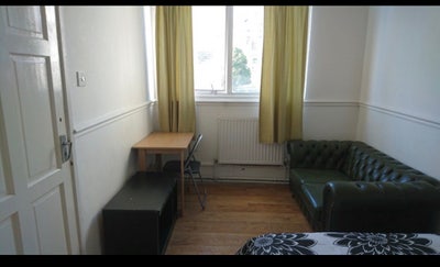 Double RM+inc bills@ wapping ready to move Main Photo