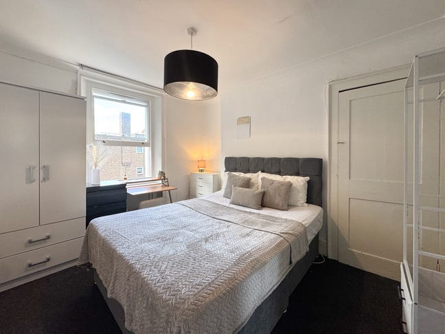 1 stunning doubleroom in Camden Main Photo