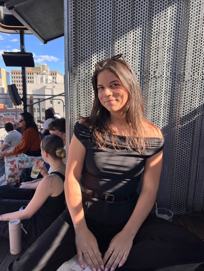Looking for a room in a social girls flat :) Main Photo
