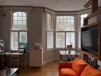 Bright Double Room in Clapham North Main Photo