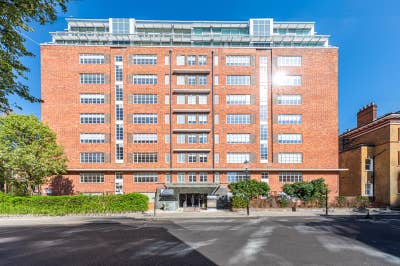 Furnished Two Bedroom Flat in South Kensington  Main Photo