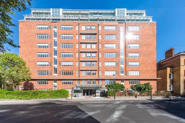 Furnished Two Bedroom Flat in South Kensington  Main Photo