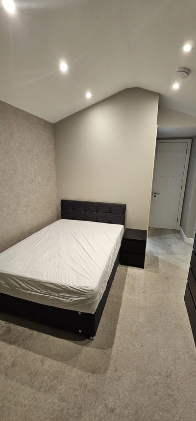 🛌 ✨ Double Room to Let in  Neasden  Main Photo