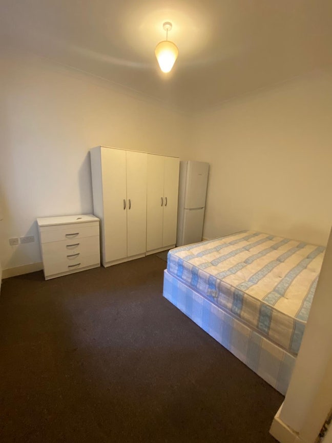 🛏️ ✨Ensuite Room to Let in Willesden Junction  Main Photo