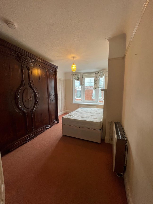 ✨Bright Double Room in West Hove✨ Main Photo