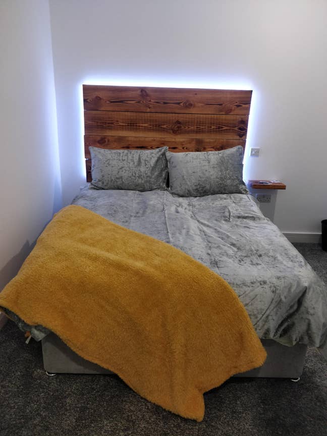 Studio Room with ensuite from 03.10.26 Main Photo