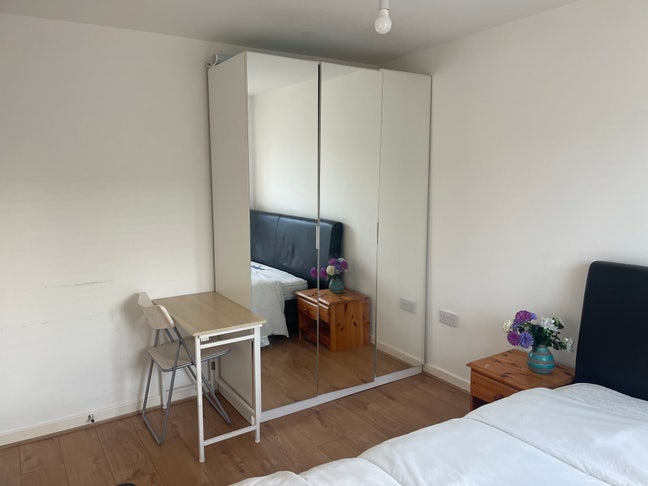 Double bedroom  Main Photo