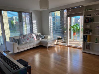 Room with private bathroom | 5 mins from Cam South Main Photo