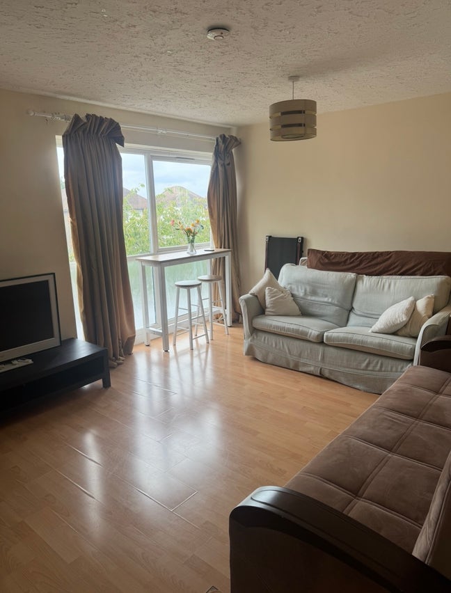 3 Bed Maisonette Near Local Amenities  Main Photo